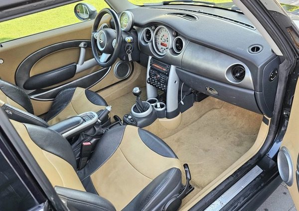 MINI Cooper S cena 13450 przebieg: 227600, rok produkcji 2005 z Piaseczno małe 121